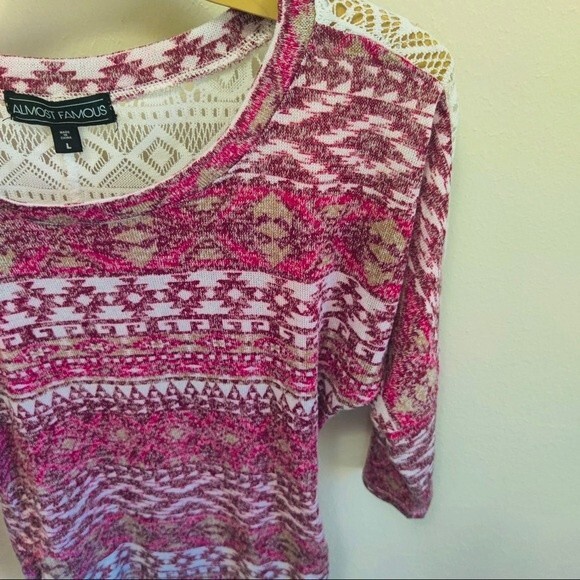 Almost Famous 3/4 Drop Shoulder Sleeve White Lace Shoulders Ruched Side Sz Large - Picture 2 of 9